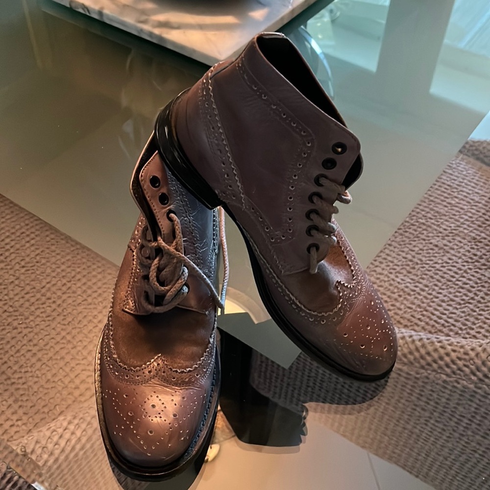 Used but in great shape ankle boots